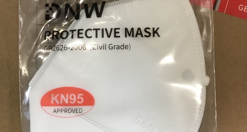 Maske stoppet i tolden