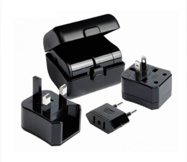 Conversion de voyage mondiale trois-en-un 3 prises prises adaptateur