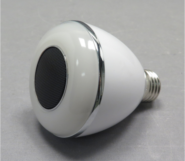 Multifunktions Bluetooth LED pære/højttaler