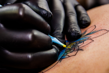 Tatovering med farve